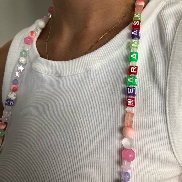 Custom mask necklace - Picture 2 of 10